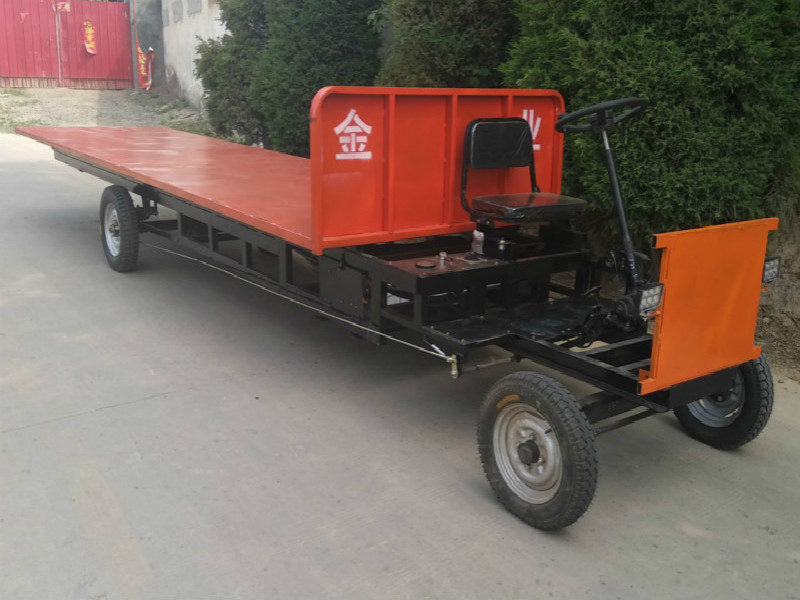 Extension flatbed car